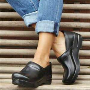NEW Dansko Black Professional Leather Clog Mules
